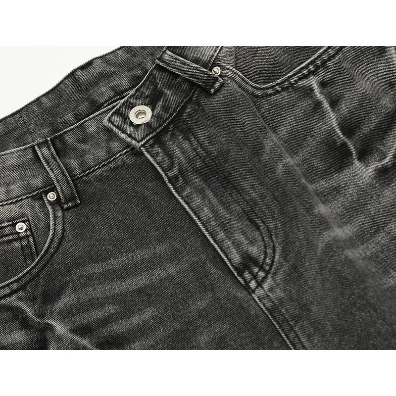 Fashion sports loose shorts